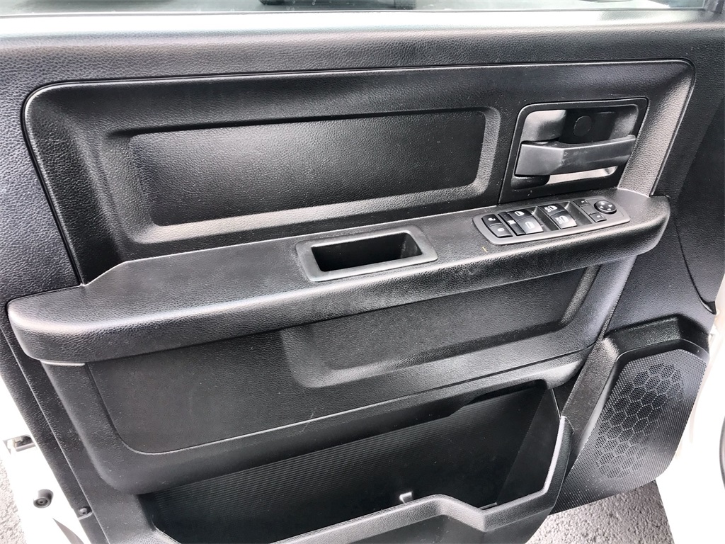 2021 Ram 1500 Classic Tradesman photo 13