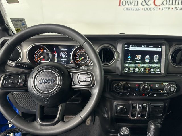 2023 Jeep Wrangler Willys photo 10