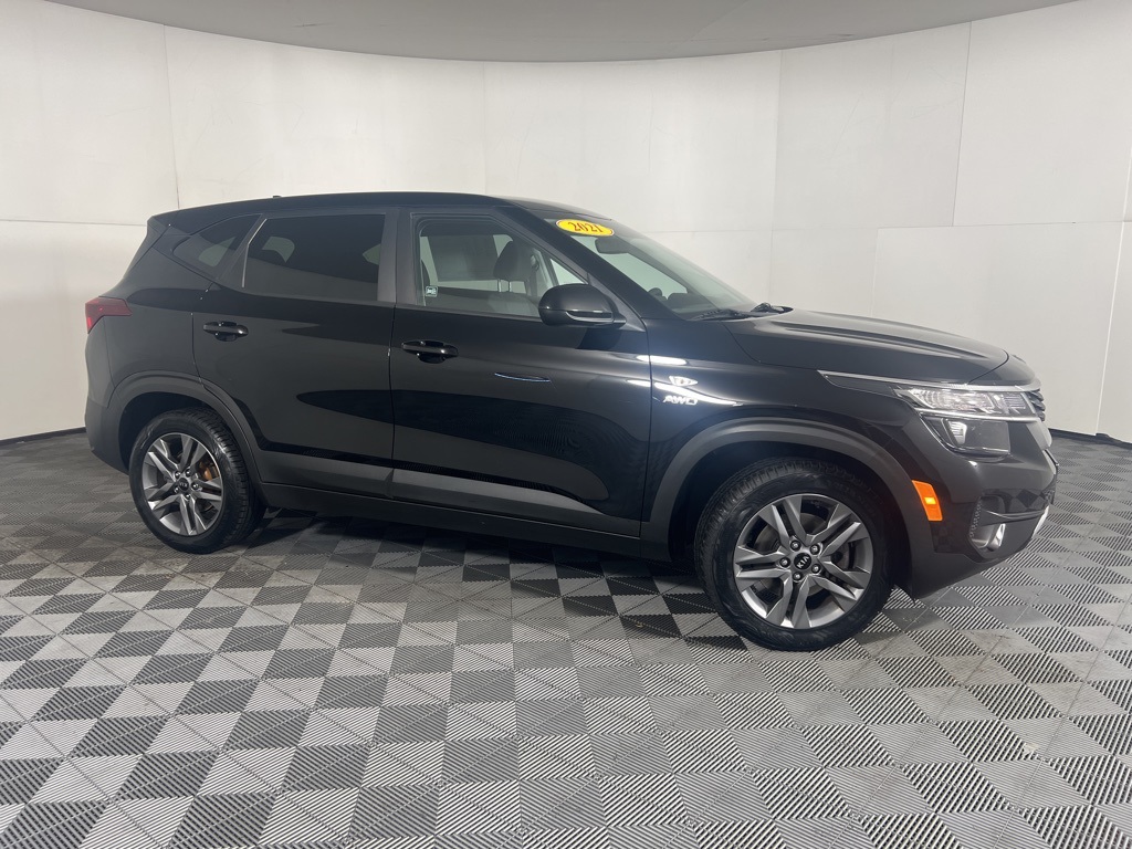 2021 Kia Seltos LX photo 4