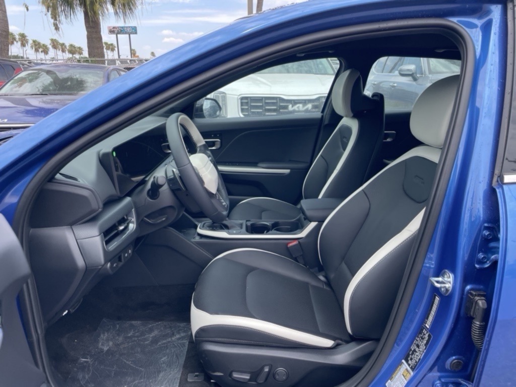 2026 Kia K5 GT-Line photo 10