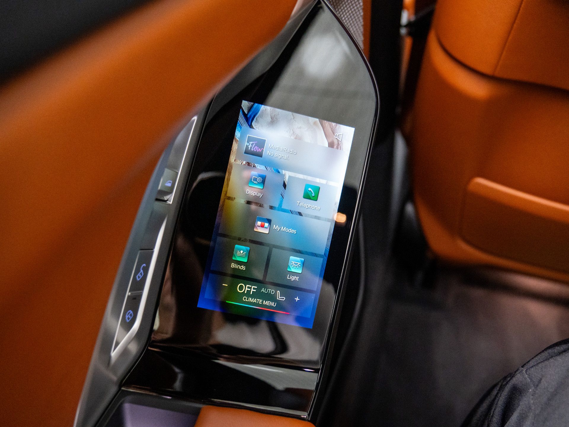 New 2025 Brooklyn Grey Metallic BMW 760i xDrive image 19