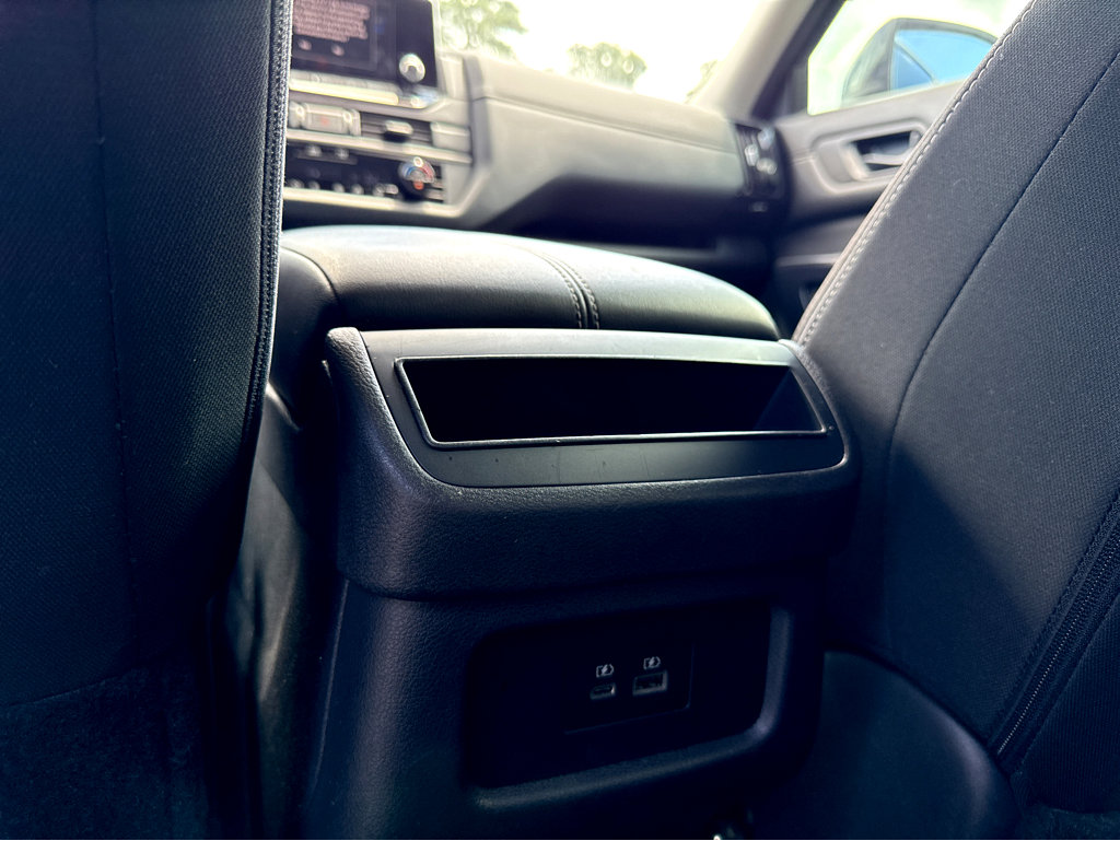 2024 Nissan Pathfinder S photo 21