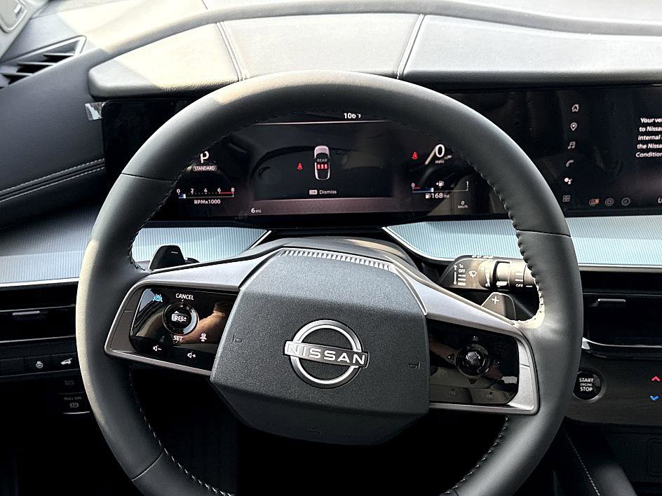 2025 Nissan Murano SL photo 15