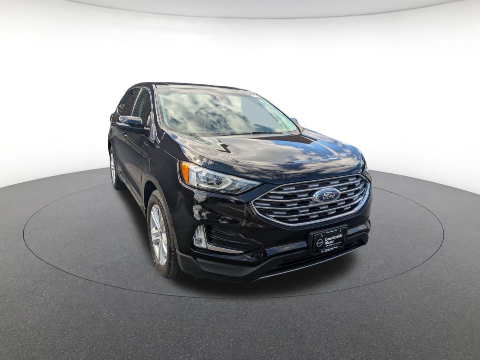 2020 Ford Edge SEL photo 3