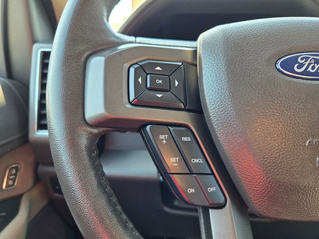 2020 Ford Expedition XLT photo 29