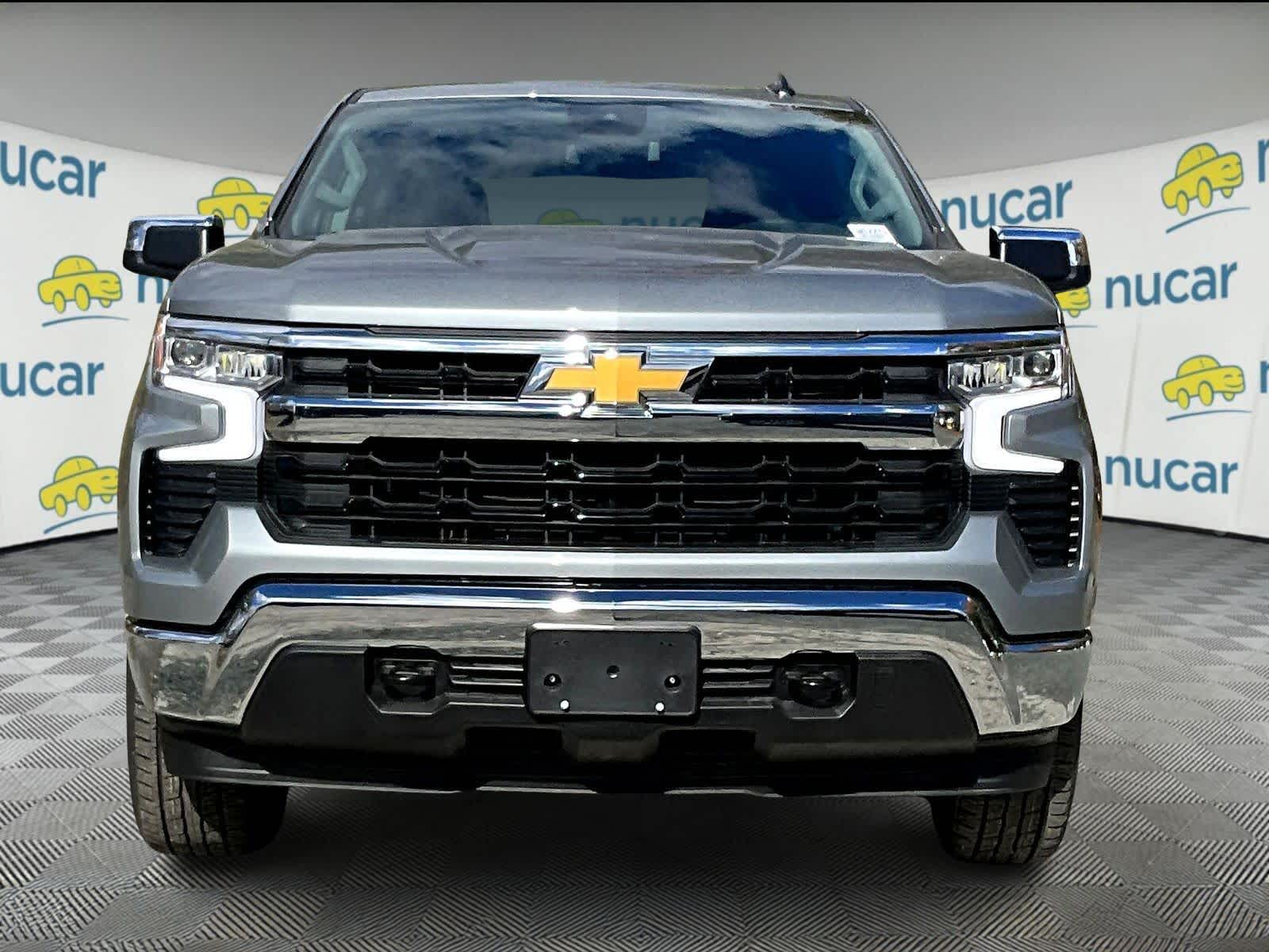 2026 Chevrolet Silverado 1500 LT photo 2