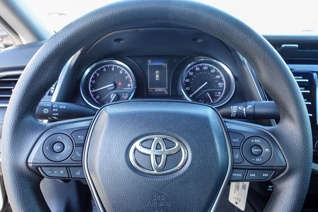 2019 Toyota Camry L photo 14