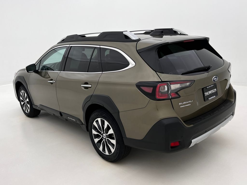 2024 Subaru Outback Touring photo 12