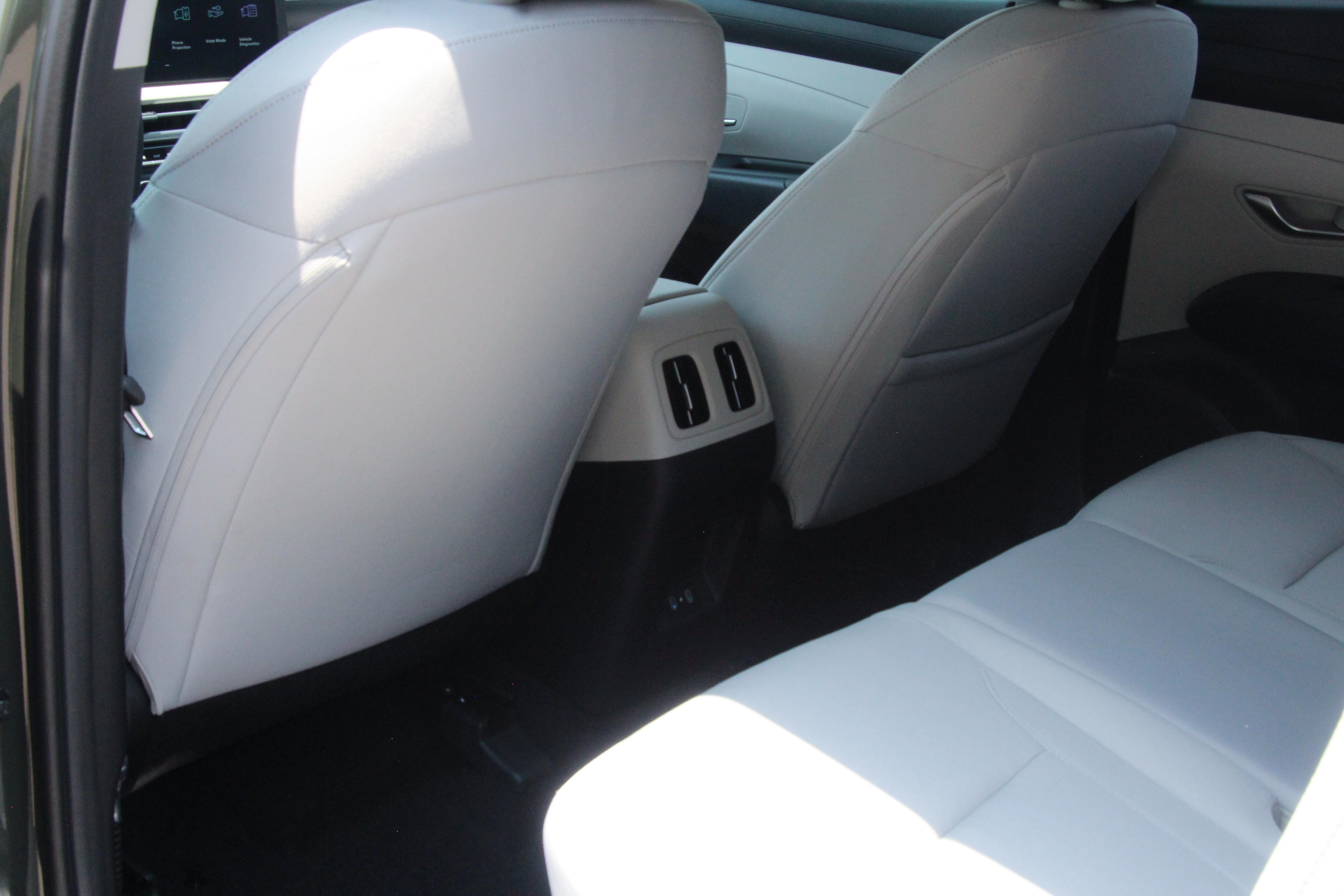 2025 Hyundai Tucson SEL photo 4