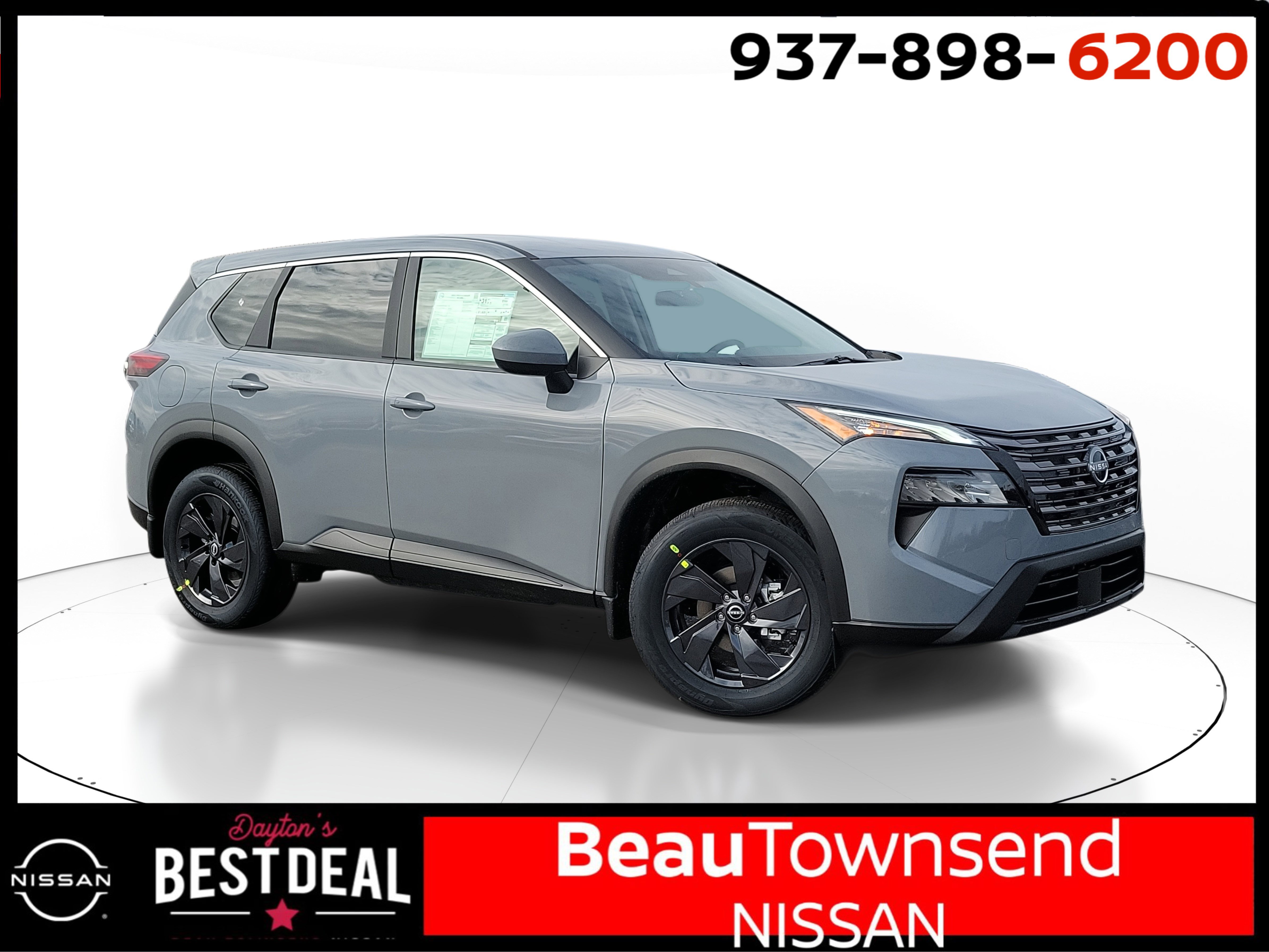 2026 Nissan Rogue SV's photo