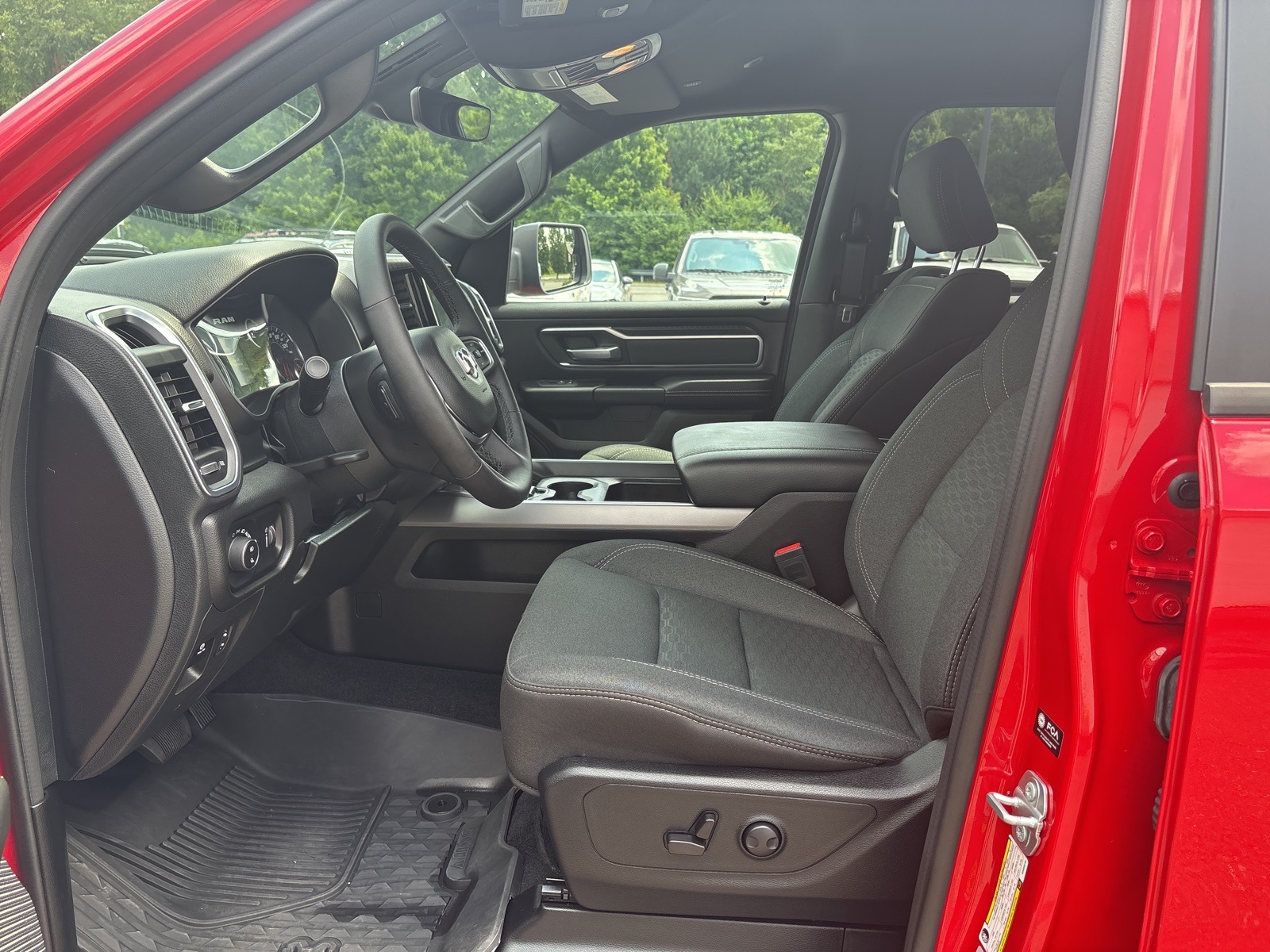 2025 Ram 1500 Big Horn Lone Star photo 11