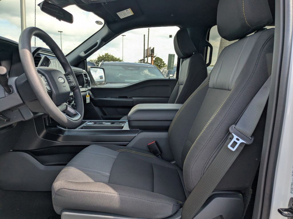 2025 Ford F-150 STX photo 18