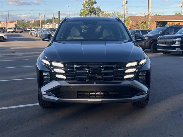 2025 Hyundai Tucson Hybrid Limited photo 2