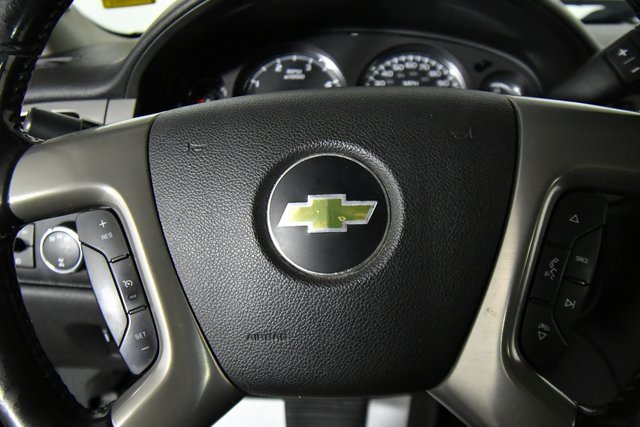 2012 Chevrolet Silverado 3500HD LTZ photo 2