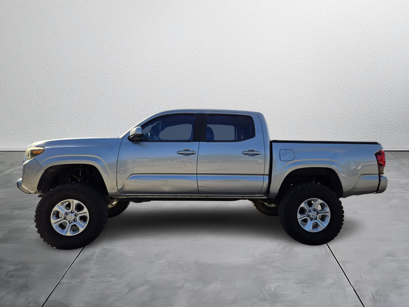 2019 Toyota Tacoma SR Double Cab photo 3