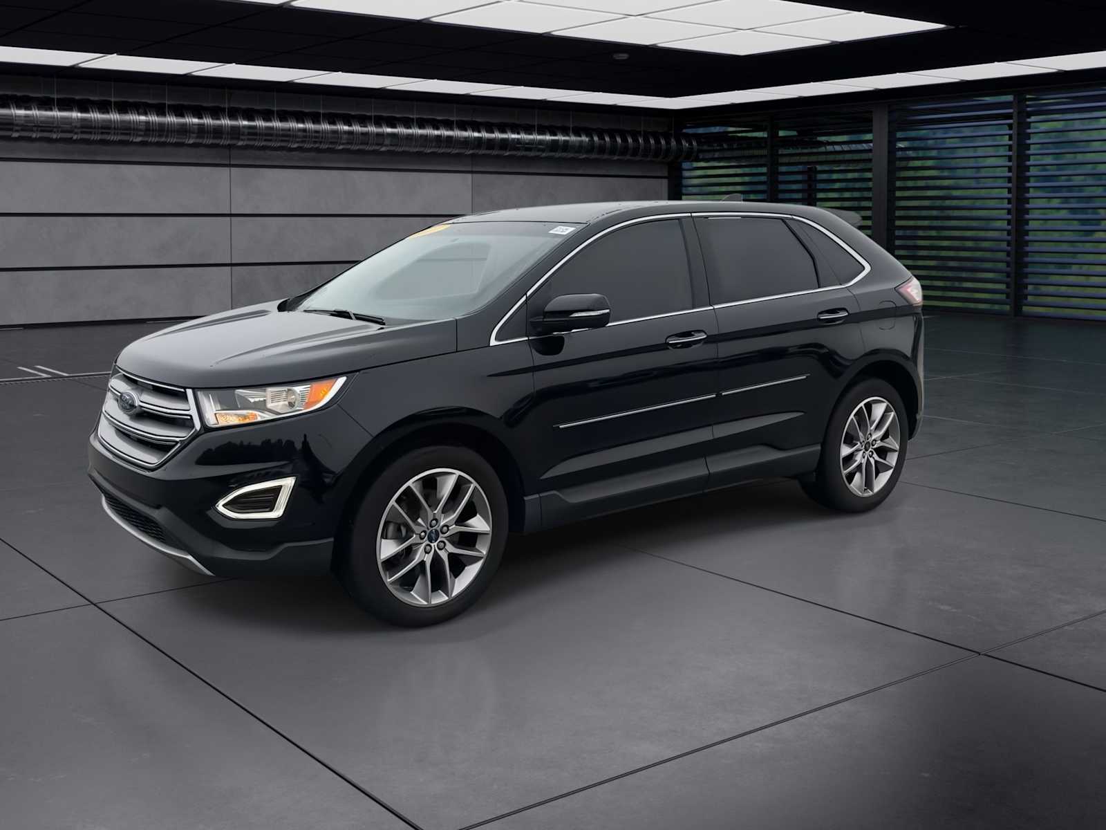 2017 Ford Edge Titanium photo 4