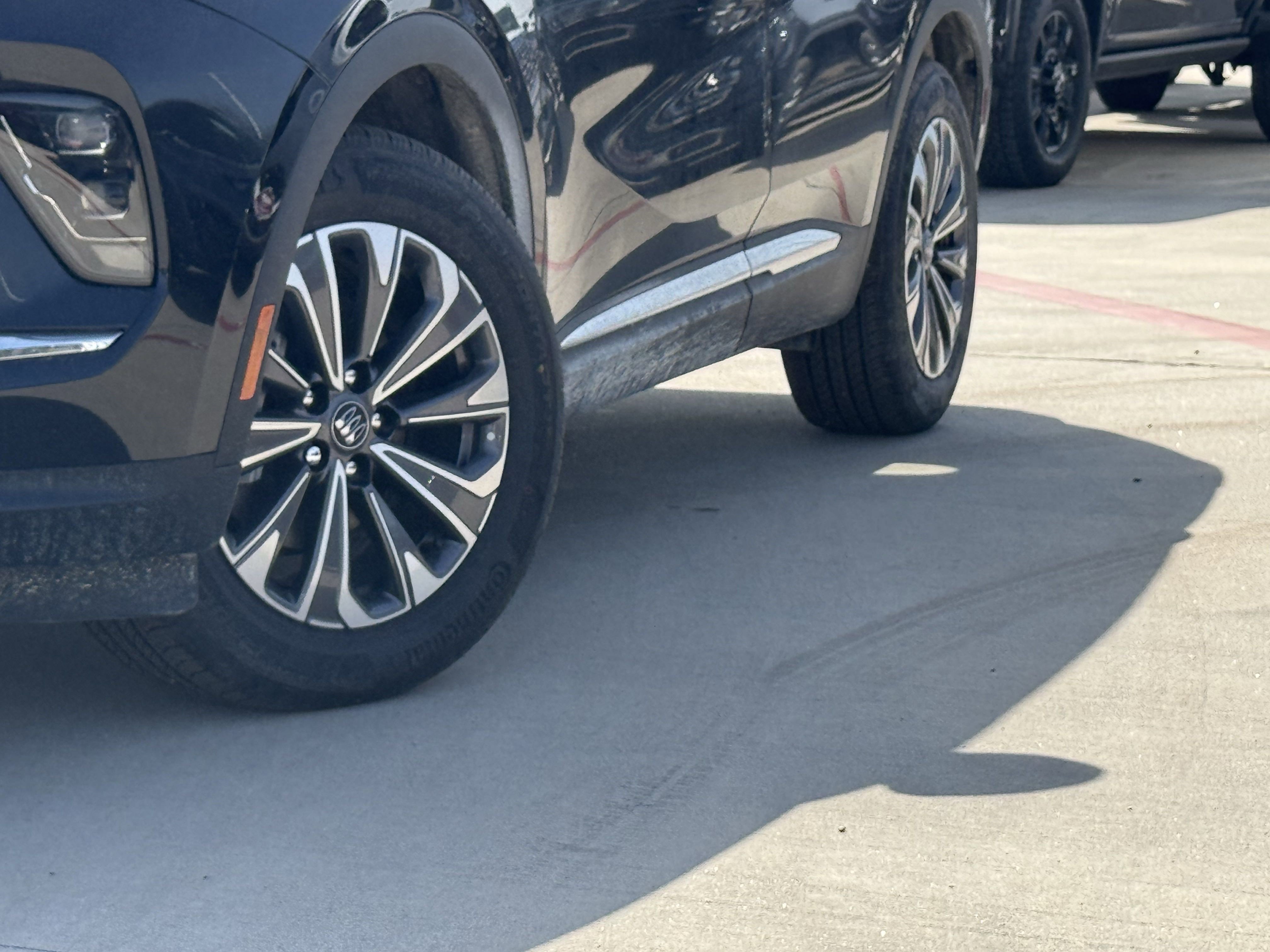 2025 Buick Envision Preferred photo 3