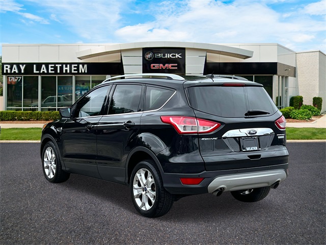 2015 Ford Escape Titanium photo 2
