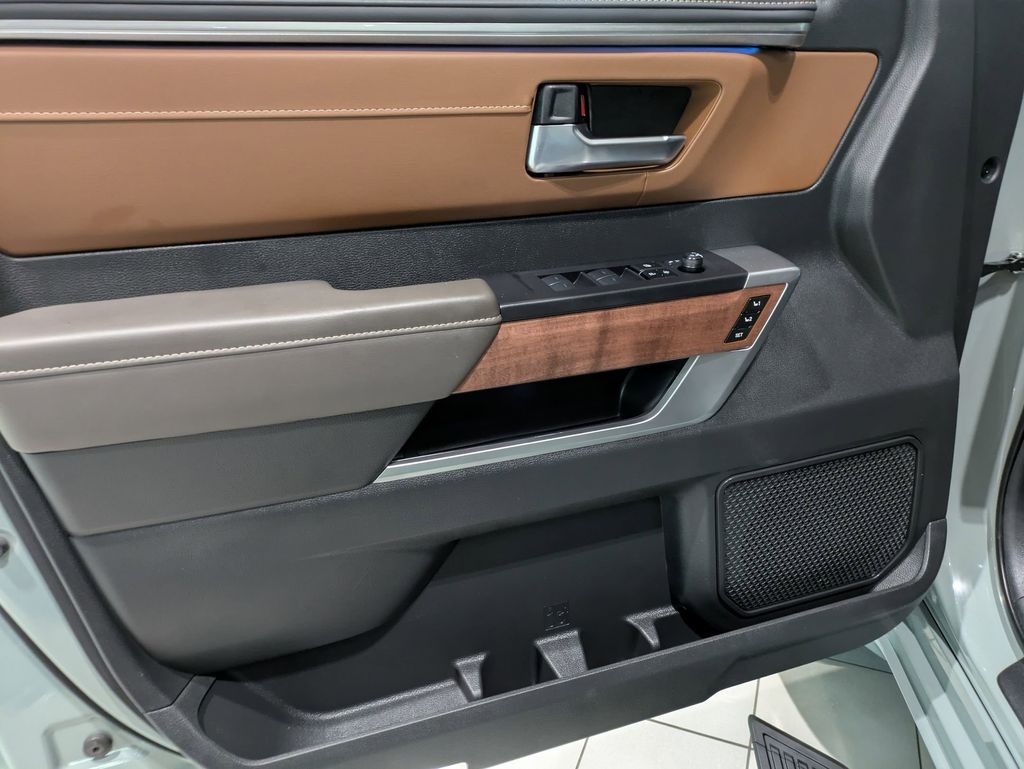 2024 Toyota Tundra 1794 Edition photo 12