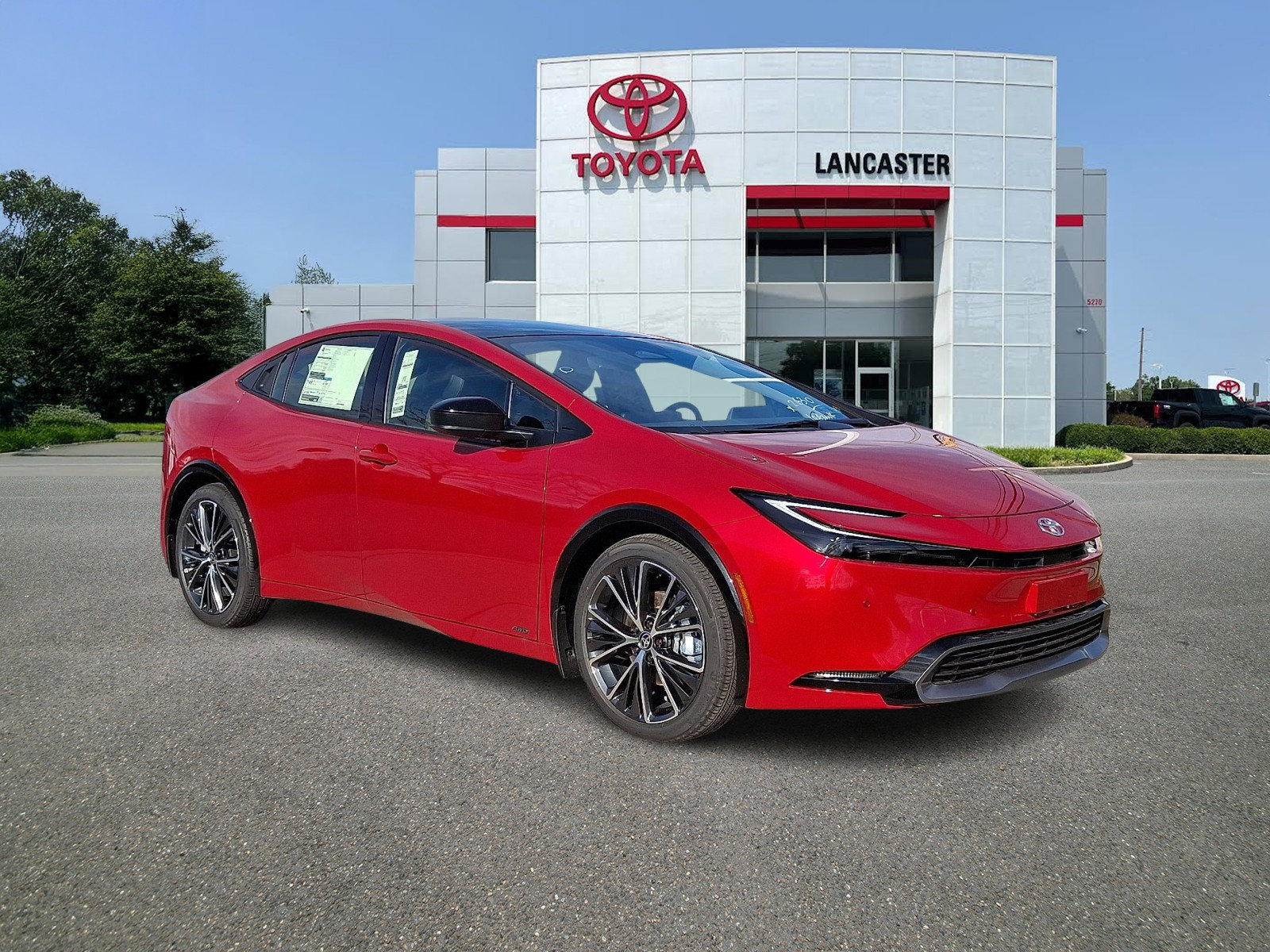 2026 Toyota Prius XLE's photo