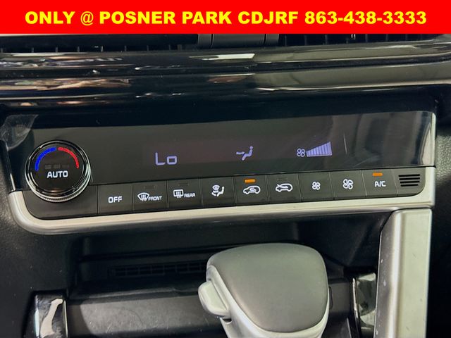 2022 Kia Seltos EX photo 10