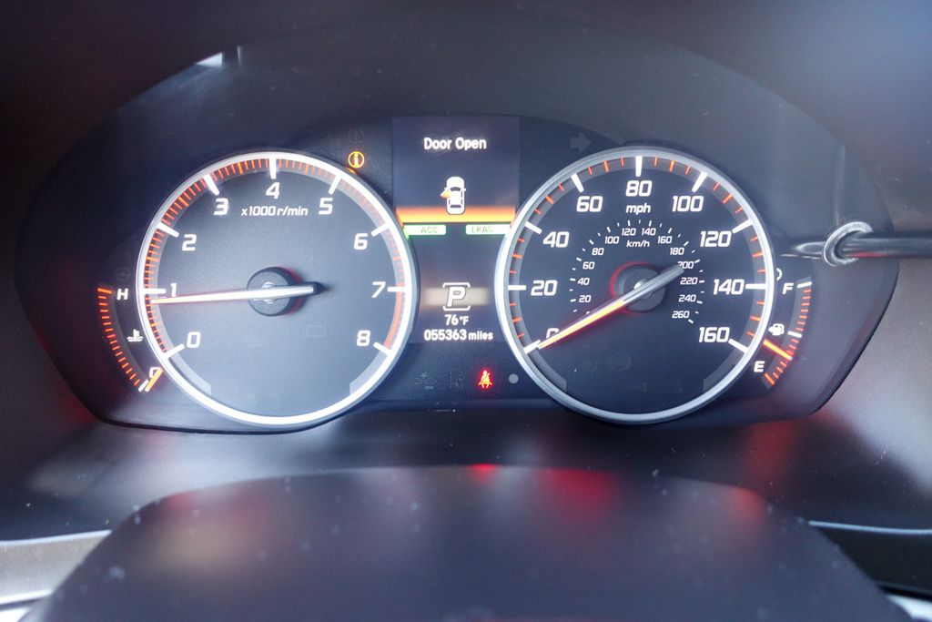 2017 Acura ILX Technology Plus A-Spec photo 14