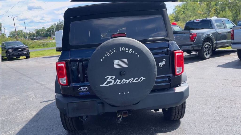 2021 Ford Bronco Base Big Bend Black Diamond Outer Banks photo 2