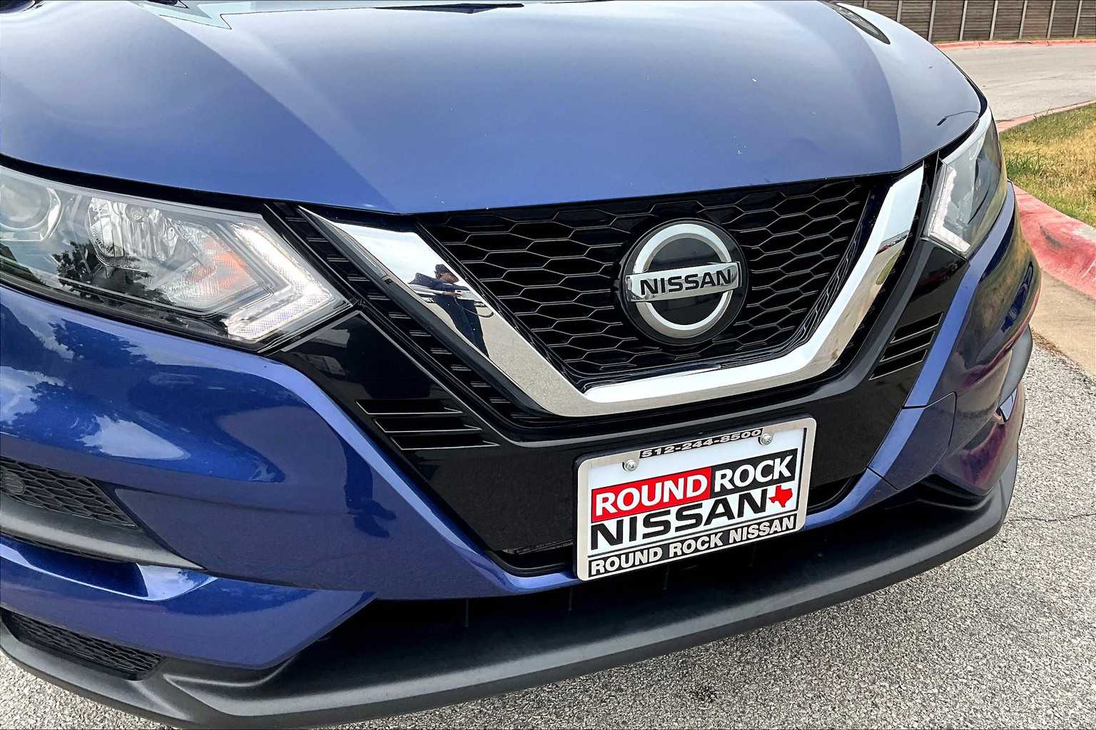 2020 Nissan Rogue Sport S photo 23
