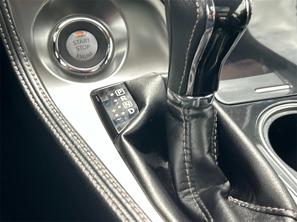 2019 Nissan Maxima SL photo 33