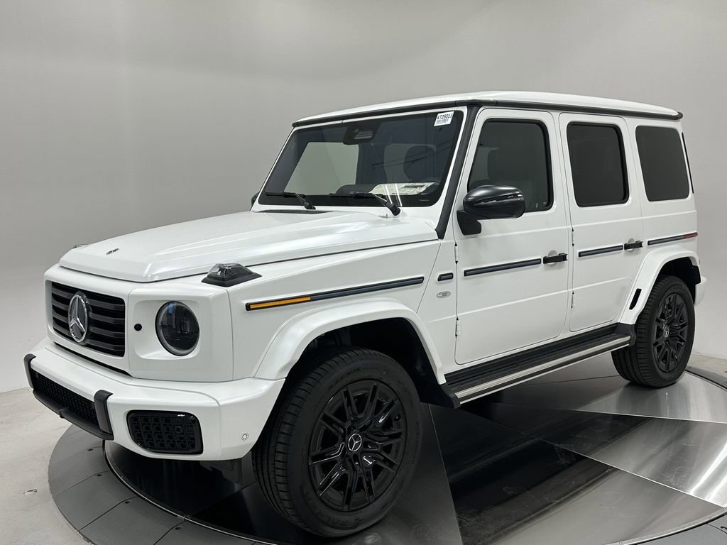 2025 Mercedes Benz G photo 3