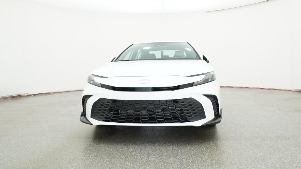 2026 Toyota Camry SE photo 3