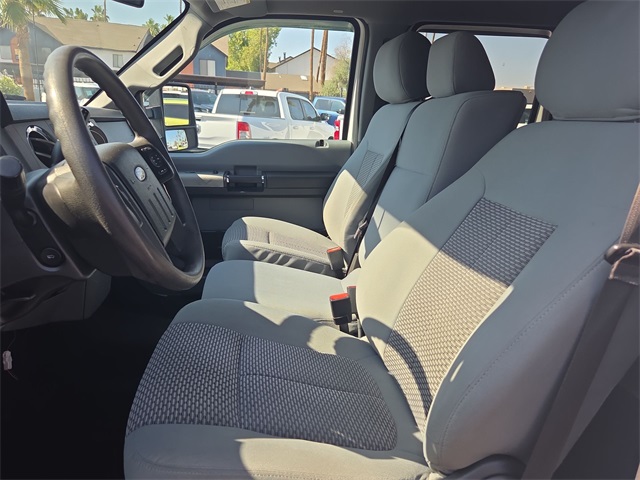 2016 Ford F-350 XLT photo 11