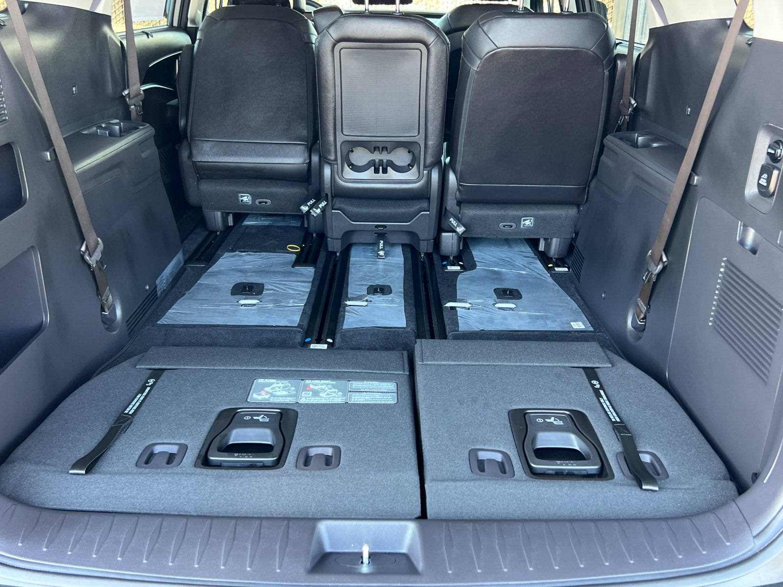 2026 Kia Carnival SX Prestige photo 17