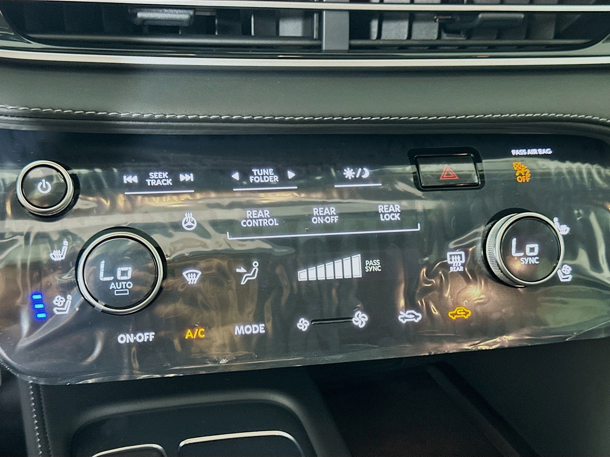 2026 Infiniti QX60 Luxe photo 12