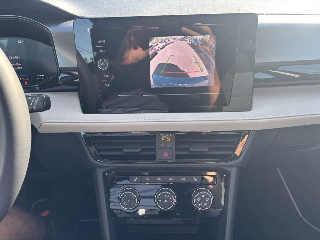 2025 Volkswagen Taos S photo 17