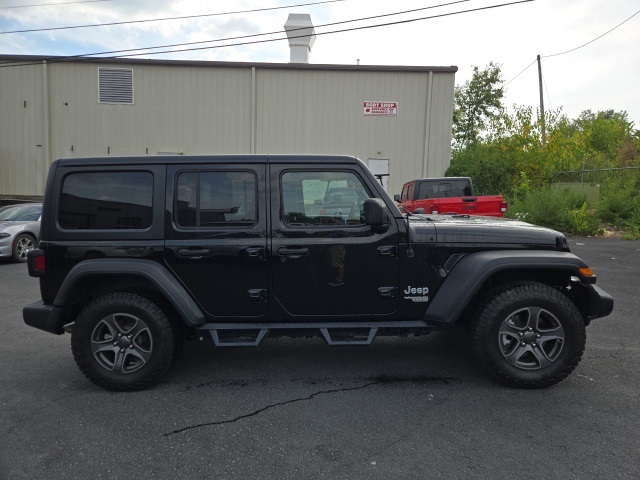 2018 Jeep Wrangler Unlimited Sport S photo 4