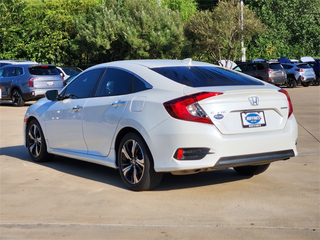2017 Honda Civic Touring photo 5