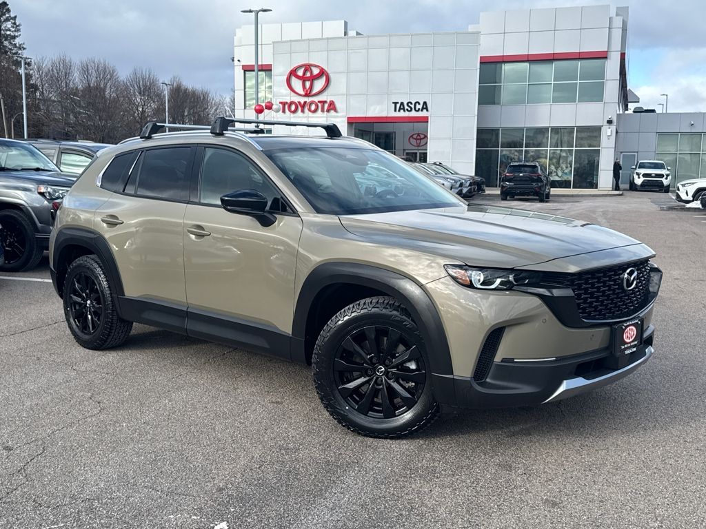 2025 Mazda CX-50 Premium Plus's photo