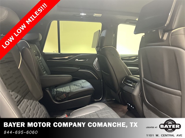 2023 Cadillac Escalade V-Series photo 21