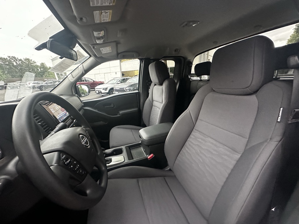 2023 Nissan Frontier S photo 7