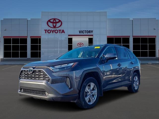 2023 Toyota RAV4 XLE's photo