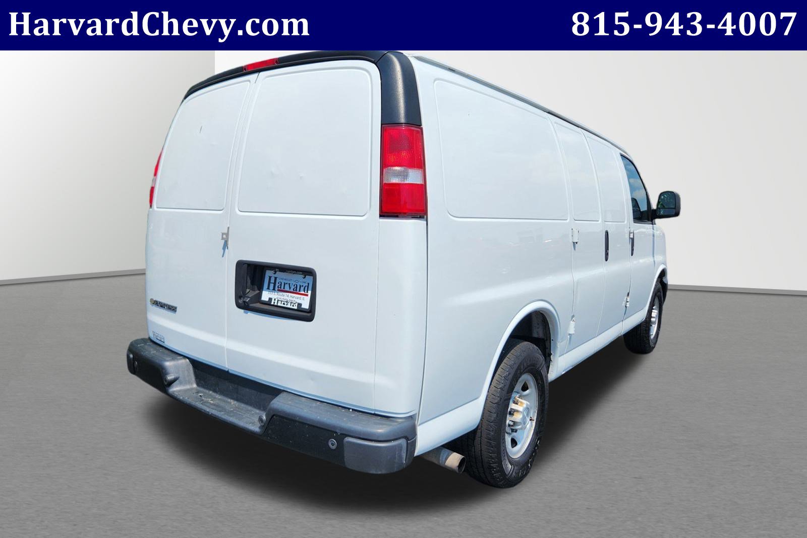 2019 Chevrolet Express Cargo 3500 photo 2