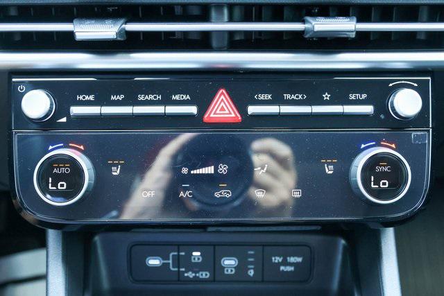 New 2025 Gray Hyundai SEL Convenience FWD image 17