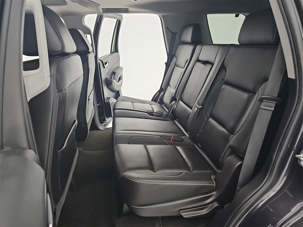 2018 Chevrolet Tahoe LT photo 16