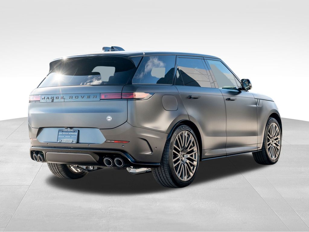 2025 Land Rover Range Rover Sport photo 4