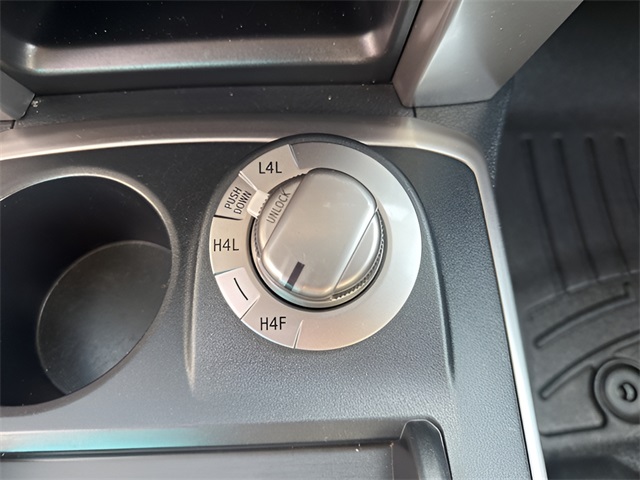 2019 Toyota 4Runner Limited photo 29