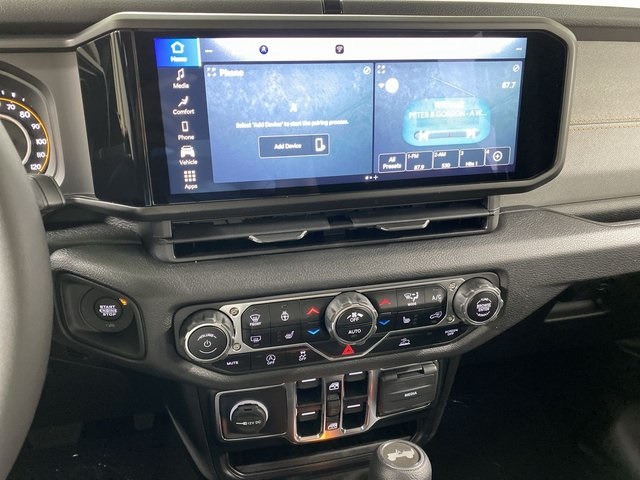 2024 Jeep Wrangler Sport S photo 17