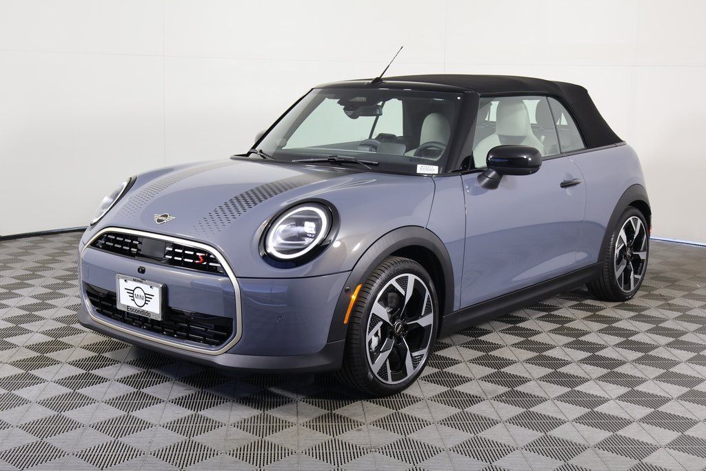 2026 MINI Convertible S's photo