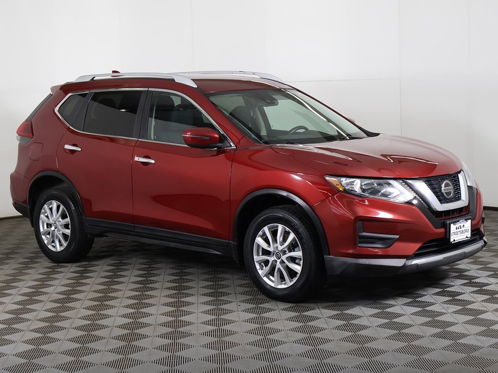 Used 2019 Nissan Rogue SV with VIN 5N1AT2MV8KC757397 for sale in Streetsboro, OH