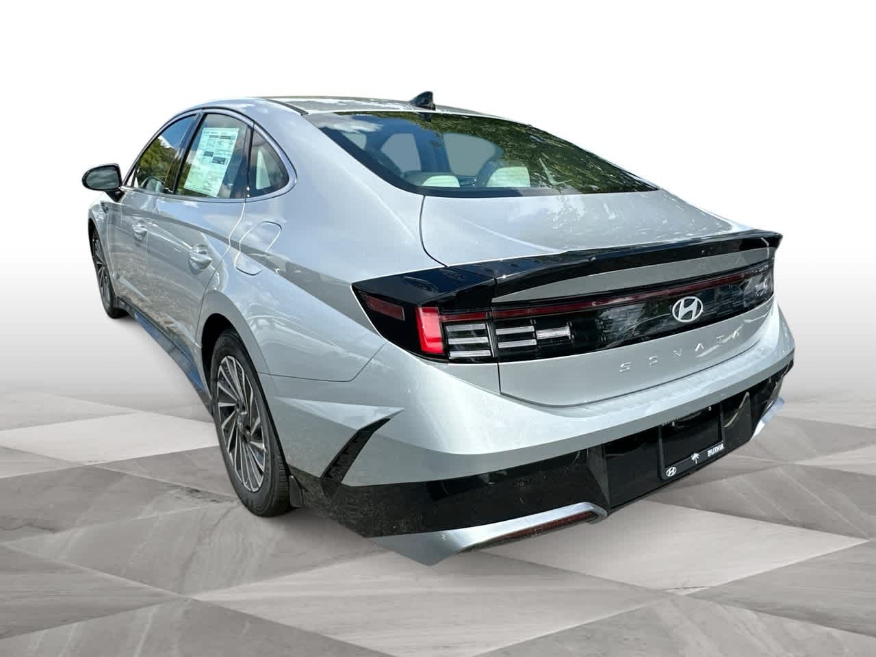 2025 Hyundai Sonata Hybrid SEL photo 5